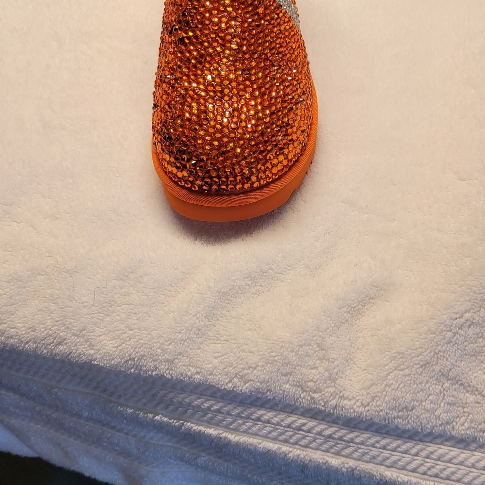 Customized uggs - Picture 4 of 5